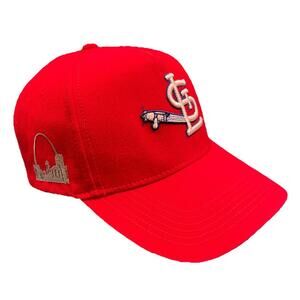 Rare The Spirit of St. Louis Cardinals Skyline Arch Reference Snapback Hat Cap